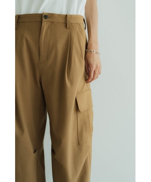 Knuth Marf（クヌースマーフ）の「two tuck cargo pants（その他パンツ・メンズ・キャメル/ブラック・FREE）」の6枚目の写真