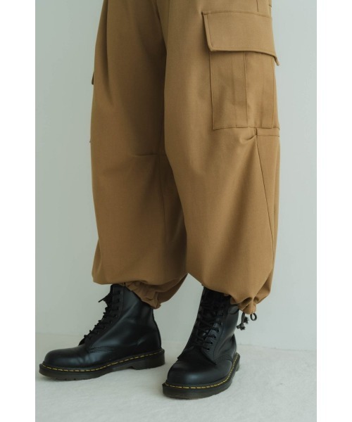 Knuth Marf（クヌースマーフ）の「two tuck cargo pants（その他パンツ・メンズ・キャメル/ブラック・FREE）」の12枚目の写真
