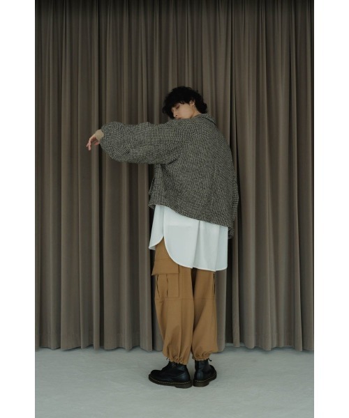 Knuth Marf（クヌースマーフ）の「two tuck cargo pants（その他パンツ・メンズ・キャメル/ブラック・FREE）」の16枚目の写真