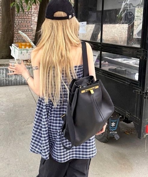 SHEENA(シーナ)の「チェック柄シャーリングベアチュニック(キャミソール・レディース・ネイビー・M)」の19枚目の写真