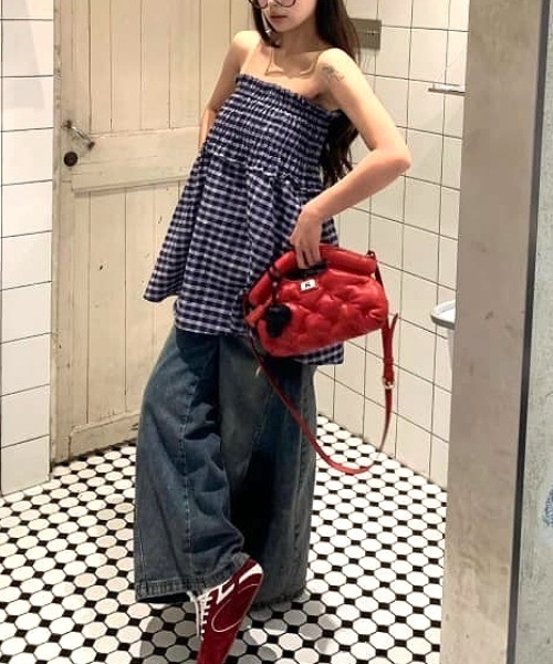 SHEENA(シーナ)の「チェック柄シャーリングベアチュニック(キャミソール・レディース・ネイビー・M)」の13枚目の写真