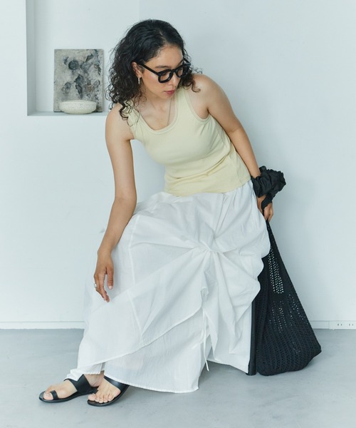 LIENCOEUR(リアンクール)の「アシンメトリースリットチュールタンク(タンクトップ・レディース・ホワイト/ライトブルー/ブラック/ライトイエロー・FREE)」の11枚目の写真