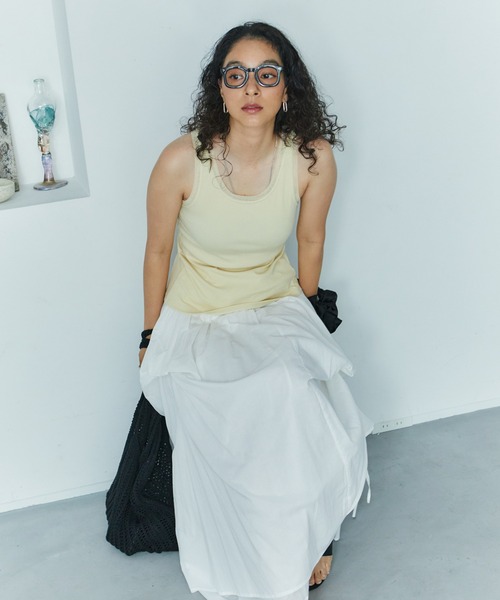 LIENCOEUR(リアンクール)の「アシンメトリースリットチュールタンク(タンクトップ・レディース・ホワイト/ライトブルー/ブラック/ライトイエロー・FREE)」の10枚目の写真