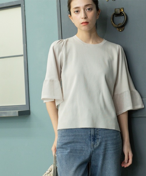 OPAQUE.CLIP（オペークドットクリップ）の「《5色展開》シアーフレアスリーブニット【洗濯機洗い可】（ニット/セーター・レディース・ブラック/ブラウン系その他/ライトオレンジ系/ライトグリーン/ライトグレー・38/40/42）」の6枚目の写真