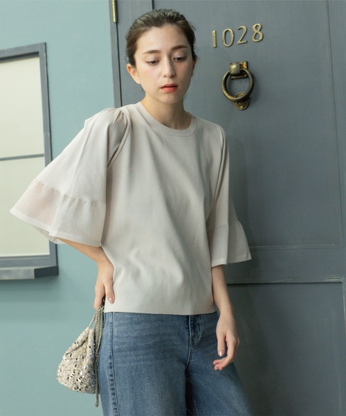 OPAQUE.CLIP（オペークドットクリップ）の「《5色展開》シアーフレアスリーブニット【洗濯機洗い可】（ニット/セーター・レディース・ブラック/ブラウン系その他/ライトオレンジ系/ライトグリーン/ライトグレー・38/40/42）」の7枚目の写真