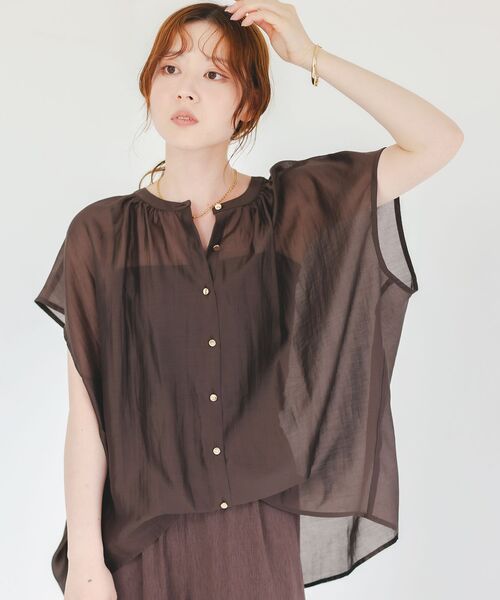 le.coeur blanc（ルクールブラン）の「《手洗い可能》シアーギャザーフレンチ2wayブラウス（シャツ/ブラウス・レディース・ダークグレー/ピンク/ブラウン・38）」の7枚目の写真