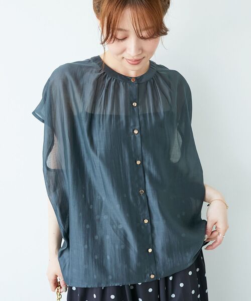 le.coeur blanc（ルクールブラン）の「《手洗い可能》シアーギャザーフレンチ2wayブラウス（シャツ/ブラウス・レディース・ダークグレー/ピンク/ブラウン・38）」の15枚目の写真