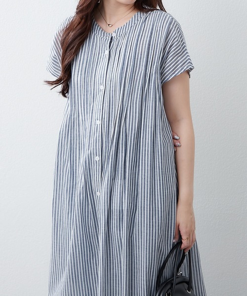 NAO（ナオ）の「【コットン100%】フレンチスリーブタックワンピース（ワンピース・レディース・ブラック/ストライプ/チェック・FREE）」の4枚目の写真