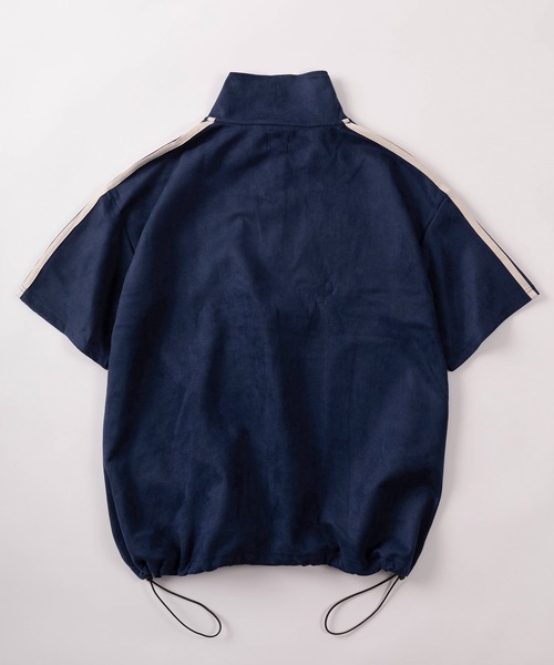 SlashDate（スラッシュデイト）の「【85】カットスウェード サイドライン 刺繍ロゴ ハーフジップ ゲームシャツ オーバーサイズ（Tシャツ/カットソー・メンズ・チャコールグレー/アイボリー/ネイビー・M/L）」の4枚目の写真