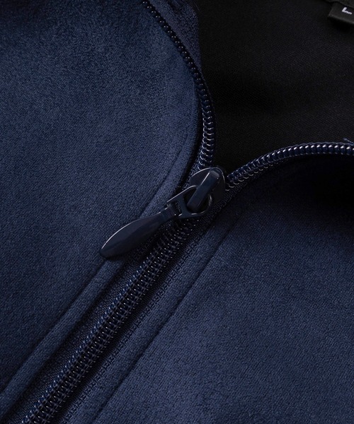 SlashDate（スラッシュデイト）の「【85】カットスウェード サイドライン 刺繍ロゴ ハーフジップ ゲームシャツ オーバーサイズ（Tシャツ/カットソー・メンズ・チャコールグレー/アイボリー/ネイビー・M/L）」の6枚目の写真