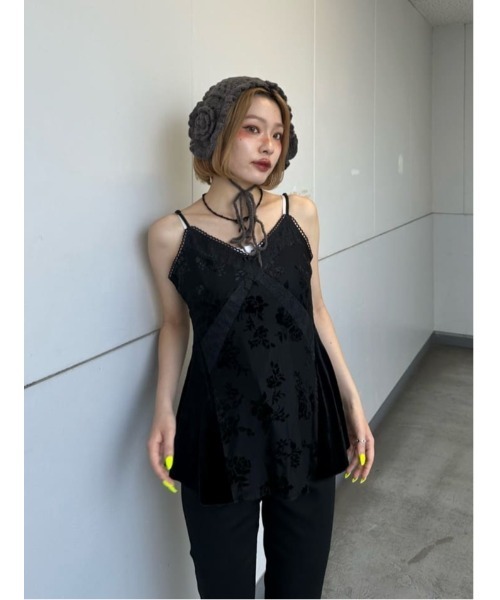 SLY SHEER FLOWER CAMI シアーフラワーキャミシアートップス セール】SHEER FLOWER CAMI シアー フラワー キャミ シアー