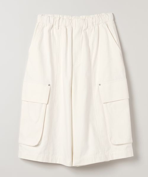 JEANASIS(ジーナシス)の「フラップポケットハーフパンツ/576400(カーゴパンツ・レディース・ホワイト/ベージュ/ブラック・FREE)」の1枚目の写真