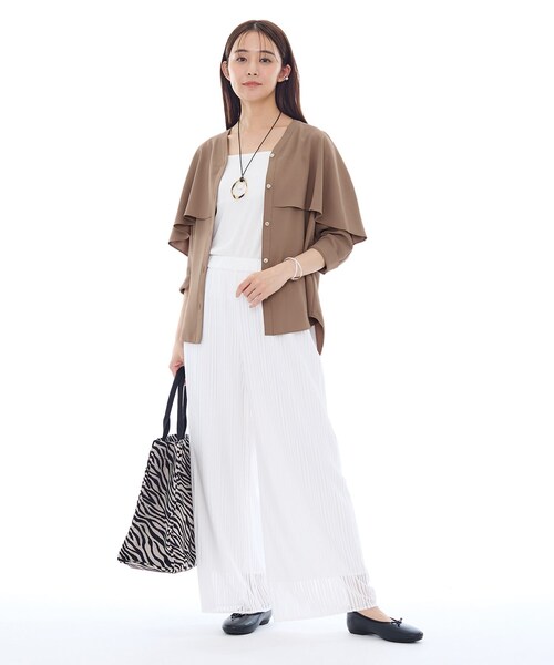 INDIVI（インディヴィ）の「【羽織りとしても活躍！】ケープカラーブラウス（シャツ/ブラウス・レディース・ホワイト/ブラウン系/ブラック/ダークグレー・38/34/19/15 /13/05/03）」の18枚目の写真