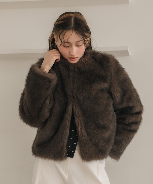 ノーカラーフェイクファージャケット/ブラウン ベージュ ショート