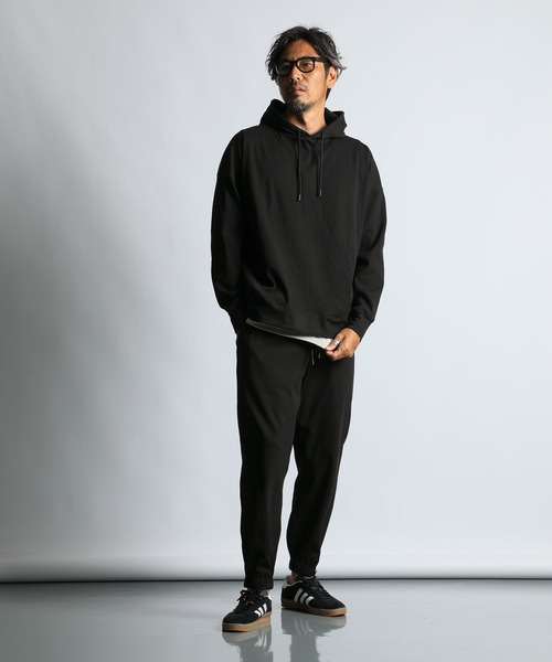 The DUFFER of ST.GEORGE（ザダファーオブセントジョージ）の「「AIR FLEX」SETUP HONEYCOMB PARKA：機能素材 「エアフレックス」セットアップ プルオーバーパーカー（パーカー・メンズ・ブラック/ネイビー・MEDIUM/SMALL/X-LARGE/LARGE）」の4枚目の写真