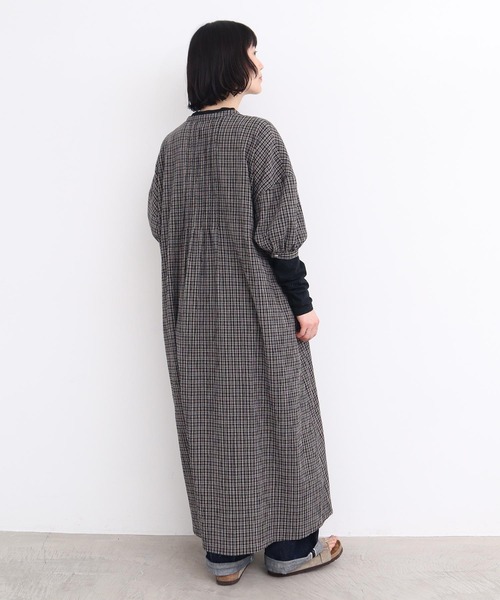 l'atelier du savon（アトリエドサボン）の「やさしいチェック　七分袖のリボンワンピース（ワンピース・レディース・ブラック/ベージュ・FREE）」の22枚目の写真
