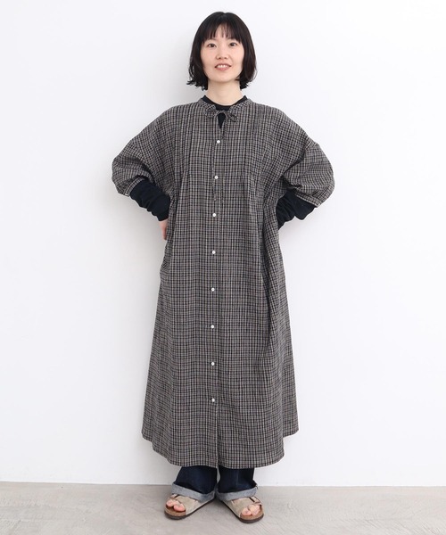 l'atelier du savon（アトリエドサボン）の「やさしいチェック　七分袖のリボンワンピース（ワンピース・レディース・ブラック/ベージュ・FREE）」の4枚目の写真