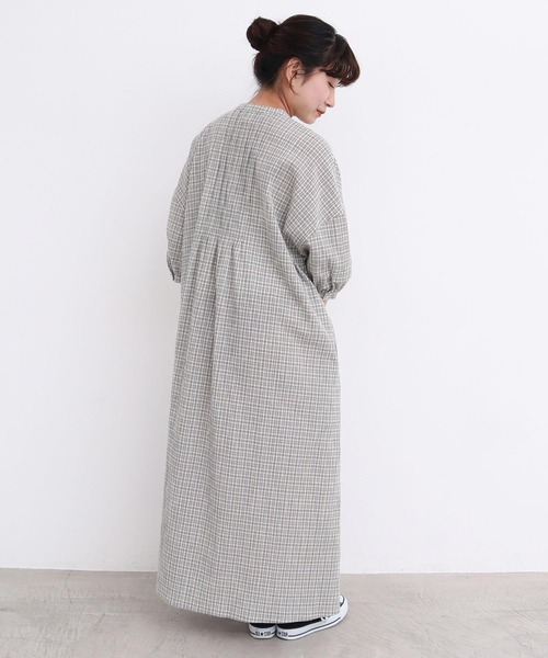 l'atelier du savon（アトリエドサボン）の「やさしいチェック　七分袖のリボンワンピース（ワンピース・レディース・ブラック/ベージュ・FREE）」の13枚目の写真