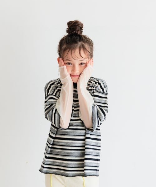 BAYFLOW（ベイフロー）の「[レイヤード風デザイン☆]ボーダーシアーT(KIDS)（Tシャツ/カットソー・キッズ・ブルー/ブラック/グレー・110cm/120cm/130cm/140cm/150cm）」の2枚目の写真