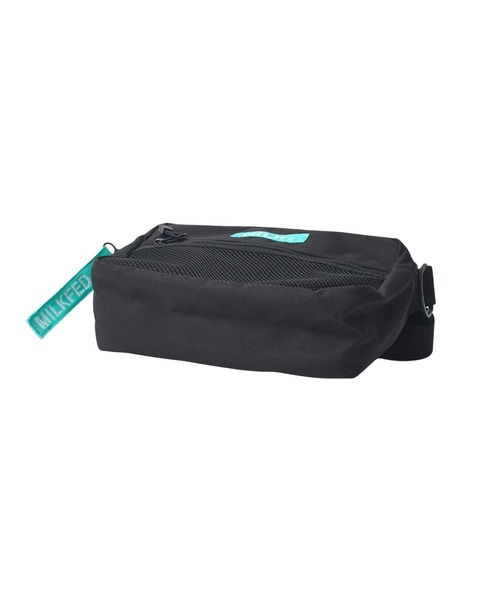 MILKFED.（ミルクフェド）の「SHOULDER WIDE BAG MESH POCKET LtGREEN（ショルダーバッグ・レディース・ブラック・ONE SIZE）」の19枚目の写真