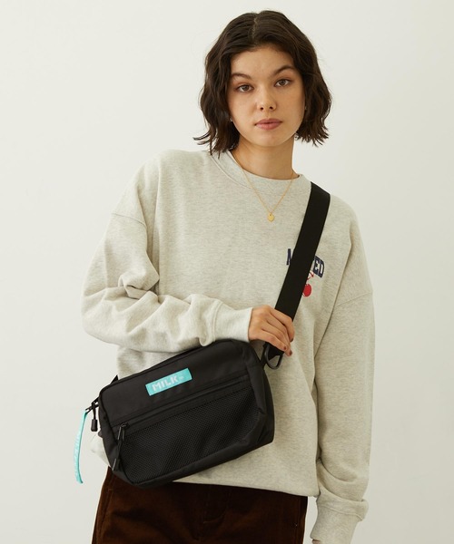 MILKFED.（ミルクフェド）の「SHOULDER WIDE BAG MESH POCKET LtGREEN（ショルダーバッグ・レディース・ブラック・ONE SIZE）」の14枚目の写真