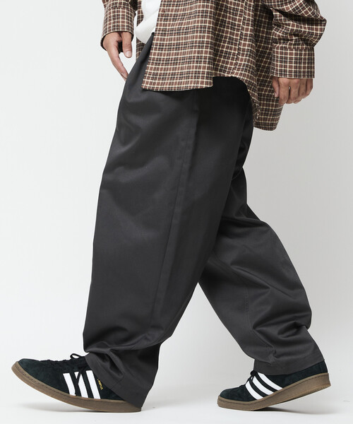 セール】限定展開 ワイドシルエット ツイル タックテーパード パンツ