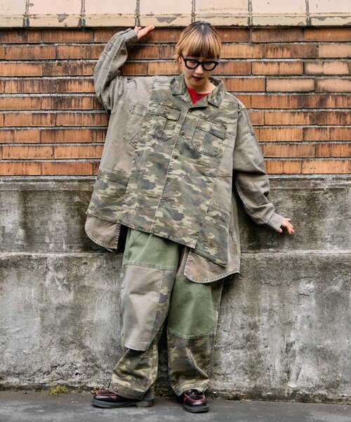 etsinta（エシンタ）の「【etsinta／エシンタ】リメイク切り替えオーバージャケット（ブルゾン・レディース・カーキ/ブラウン・ONE SIZE）」の17枚目の写真