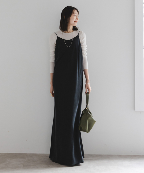 Noble（ノーブル）の「《追加》ワイドVネックフィブリルキャミワンピース2（ワンピース・レディース・ブラック/カーキ・38/36）」の11枚目の写真