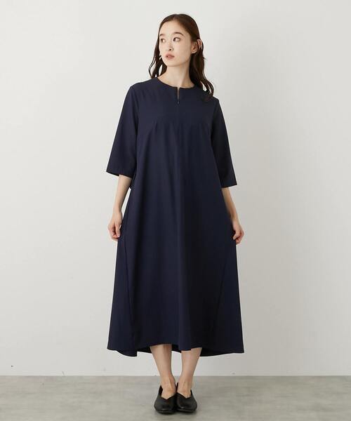 LOGEMENT DE CLAIRE(ロジュモンドクレール)の「【LOURMARIN】バックギャザーワンピース(ワンピース・レディース・ブラウン/ネイビー/ブラック・FREE)」の3枚目の写真
