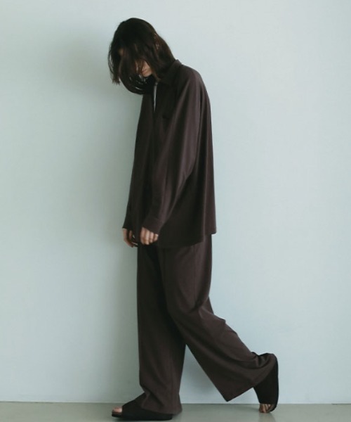 ETRE TOKYO(エトレトウキョウ)の「ピンタックリラクシーパンツ(その他パンツ・レディース・ブラウン/チャコール/クリーム・S/M)」の18枚目の写真