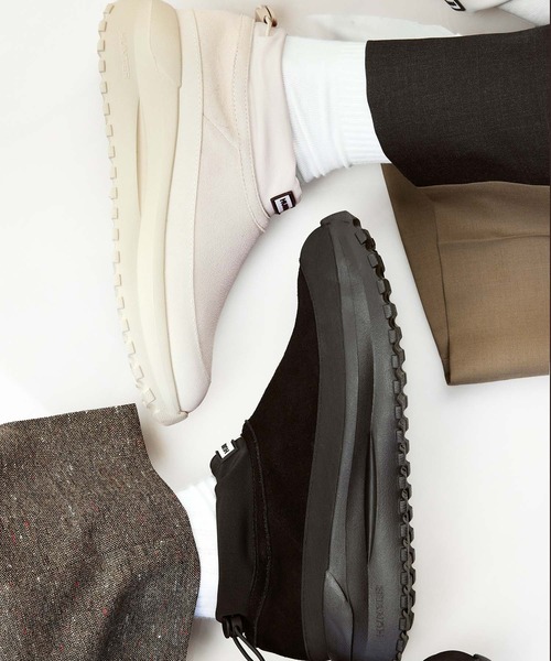 HUNTER（ハンター）の「【HUNTER for ADAM ET ROPE'】別注 TRAVEL FLOW SUEDE TRAINER（スニーカー・レディース・ブラック/クリーム・23/28/27/26/25/24）」の14枚目の写真