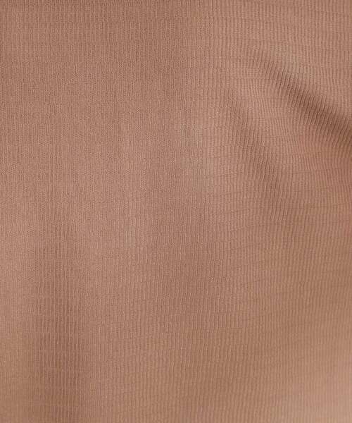 SHOO・LA・RUE（シューラルー）の「【洗える】お袖のタックがアクセント インせず着られる さらさらドルマントップス（Tシャツ/カットソー・レディース・グリーン系/ボルドー/ブラック/ブラウン系・02/03/04/01）」の8枚目の写真