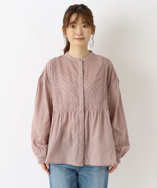 one'sterrace(ワンズテラス)の「刺繍切替ブラウス(シャツ/ブラウス・レディース・ブルー系その他7/アイボリー系8/ピンク系9・02)」の5枚目の写真