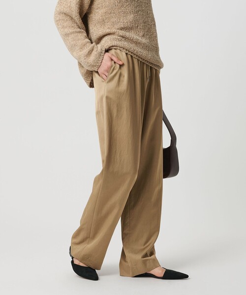 BEAUTY&YOUTH UNITED ARROWS（ビューティーアンドユースユナイテッドアローズ）の「コットンレーヨンサテン ドローストワイドパンツ（その他パンツ・レディース・クリーム/ダークグレー/ブラック/ベージュ・S/XS/L/M）」の6枚目の写真
