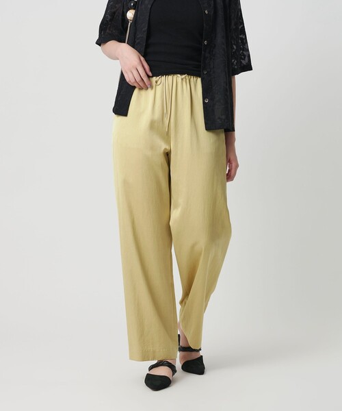 BEAUTY&YOUTH UNITED ARROWS（ビューティーアンドユースユナイテッドアローズ）の「コットンレーヨンサテン ドローストワイドパンツ（その他パンツ・レディース・クリーム/ダークグレー/ブラック/ベージュ・S/XS/L/M）」の14枚目の写真