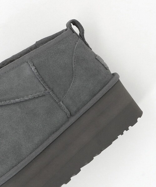 UGG（アグ）の「＜UGG＞クラシック ウルトラ ミニ プラットフォーム / Classic Ultra Mini Platform（ブーツ・レディース・ブラック/ブラウン系/ダークグレー・5/6/7/8）」の19枚目の写真