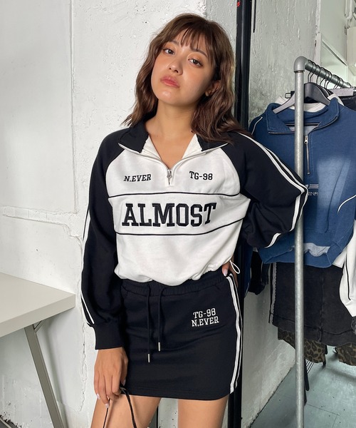 ROGER AND RAW（ロジャーアンドロウ）の「ハーフジップショートトップス＆ミニスカパンセット　セットアップ（Tシャツ/カットソー・レディース・ブラック/ネイビー/グレー・FREE）」の6枚目の写真