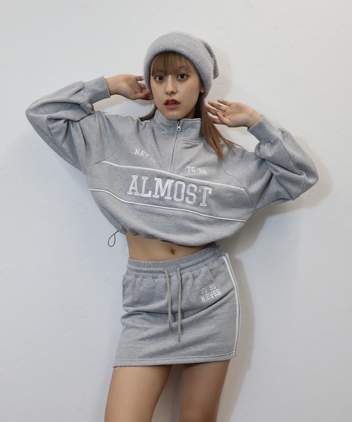 ROGER AND RAW（ロジャーアンドロウ）の「ハーフジップショートトップス＆ミニスカパンセット　セットアップ（Tシャツ/カットソー・レディース・ブラック/ネイビー/グレー・FREE）」の22枚目の写真
