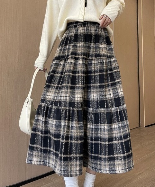 cammie(キャミー)の「チェック切替ティアードスカート(スカート・レディース・レッド/ネイビー・L/M)」の1枚目の写真