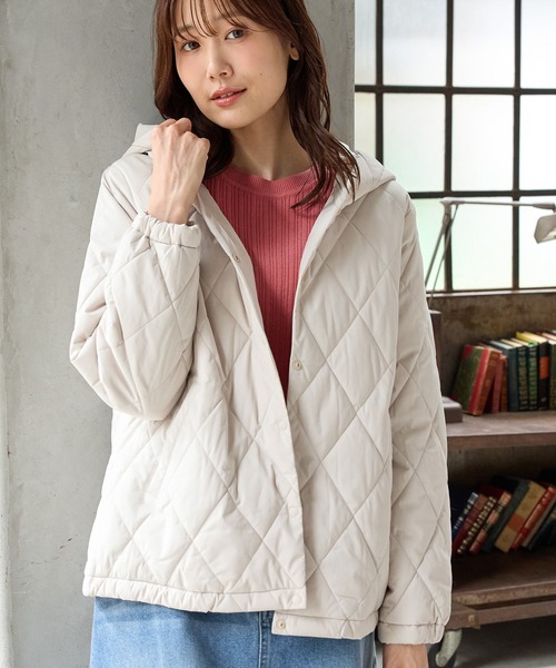 Honeys（ハニーズ）の「【非フッ素撥水加工】フードライトブルゾン（ブルゾン・レディース・ネイビー/ブラック/アイボリー・S/M/LL/L）」の2枚目の写真