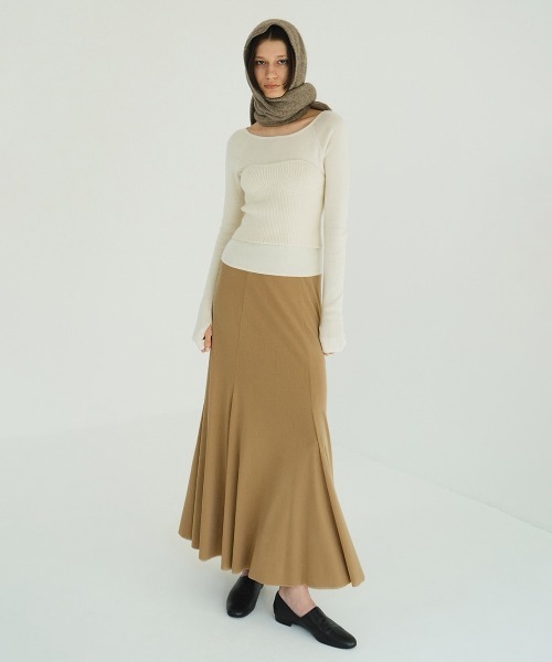 CLANE(クラネ)の「LOW WAIST W TULLE MERMAID SKIRT(スカート・レディース・ブラック/ベージュ・2/1/0)」の4枚目の写真