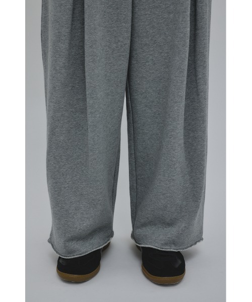 STYLEMIXER(スタイルミキサー)の「ワイドタックスウェットパンツ(スウェットパンツ・メンズ・ブラック/杢グレー・MEDIUM/LARGE)」の10枚目の写真