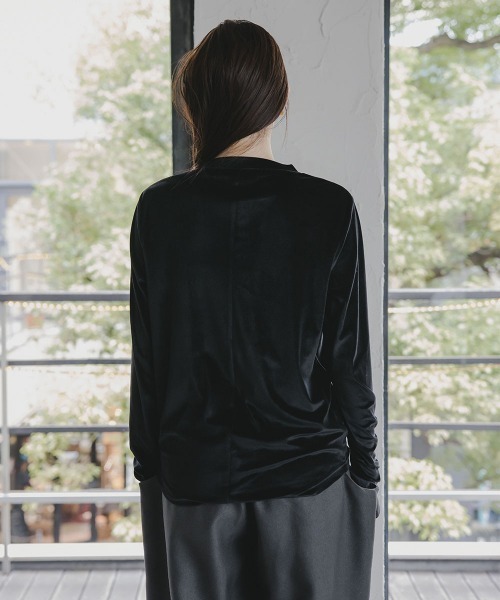 slattgir（スラットジール）の「高身長　シアーベロアプルオーバー（トールサイズ）Essenave（Tシャツ/カットソー・レディース・ブルーグレー/ブラック・T3L/TM/TL/TLL）」の19枚目の写真