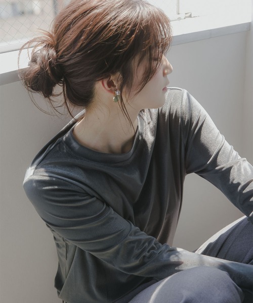 slattgir（スラットジール）の「高身長　シアーベロアプルオーバー（トールサイズ）Essenave（Tシャツ/カットソー・レディース・ブルーグレー/ブラック・T3L/TM/TL/TLL）」の7枚目の写真
