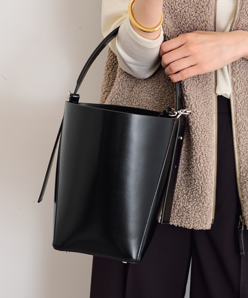 FRAMeWORK（フレームワーク）の「&MyuQ/アンドミューク バケツガタBAG（クラッチバッグ・レディース・ブラック/ブラウン・FREE）」の22枚目の写真