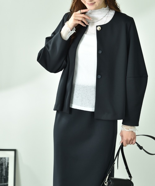 INTERPLANET（インタープラネット）の「綿タッチダンボールノーカラージャケット（ノーカラージャケット・レディース・グレイッシュベージュ/ネイビー・FREE）」の2枚目の写真