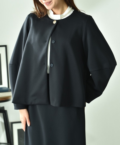 INTERPLANET（インタープラネット）の「綿タッチダンボールノーカラージャケット（ノーカラージャケット・レディース・グレイッシュベージュ/ネイビー・FREE）」の20枚目の写真