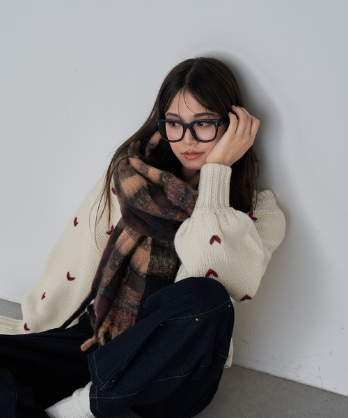 RAY CASSIN（レイカズン）の「ジップルーズハート柄ショートカーディガン（カーディガン/ボレロ・レディース・アイボリー/ブラック系その他2/グレー系その他2/レッド系その他2・FREE）」の9枚目の写真