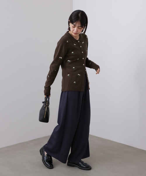 Bou Jeloud（ブージュルード）の「フラワー刺繍襟付きカーディガン（カーディガン/ボレロ・レディース・ネイビー/ブラウン・FREE）」の9枚目の写真