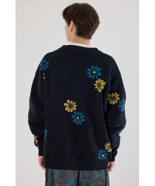 RODEO CROWNS WIDE BOWL(ロデオクラウンズワイドボウル)の「フォーリングフラワーニットカーディガン(カーディガン/ボレロ・メンズ・オフホワイト/ブラック/ダークブルー・LARGE/MEDIUM)」の7枚目の写真